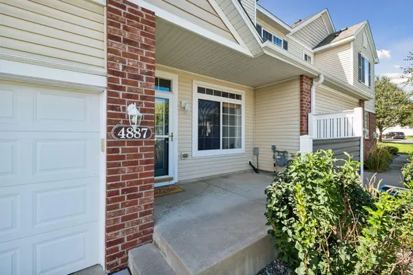 4887 Bivens CT #9706, Inver Grove Heights, MN 55076
