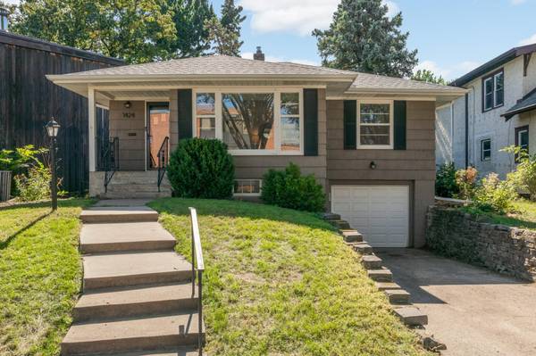 1424 Almond AVE, Saint Paul, MN 55108