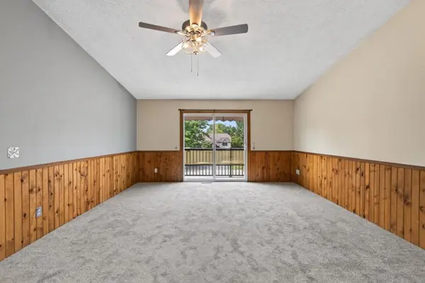 3276 Greenbrier ST #3276C, Vadnais Heights, MN 55127