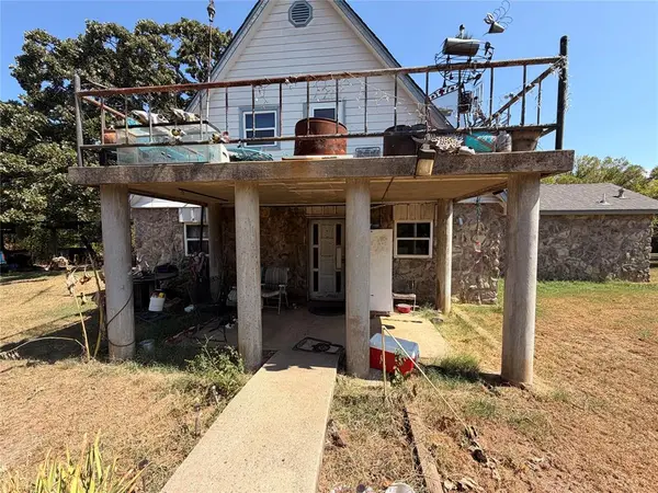 114174 N 3720 RD, Okemah, OK 74859