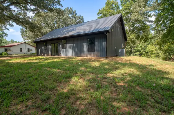 316 Summertown Hwy, Summertown, TN 38483