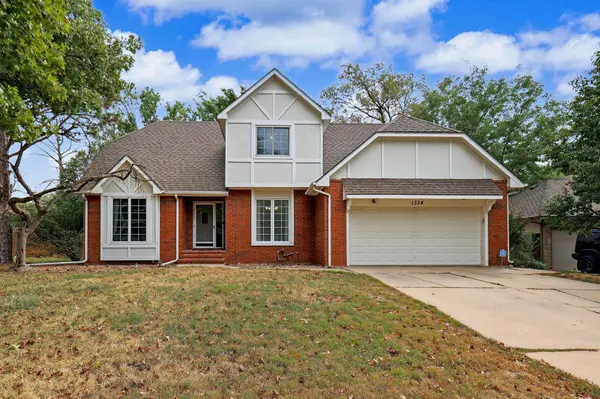 1334 N Coachhouse, Wichita, KS 67235