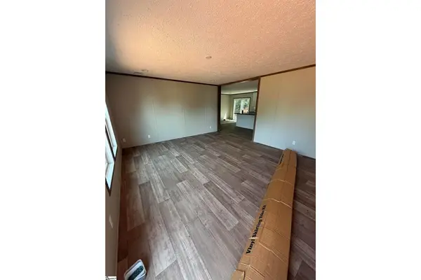 221 Helen ST, Clinton, SC 29325