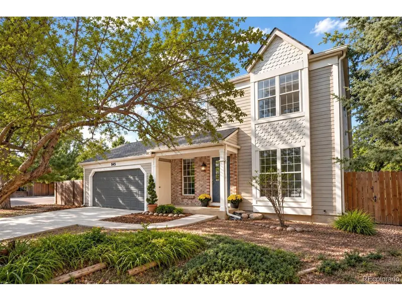 845 Kimbark, Lafayette, CO 80026