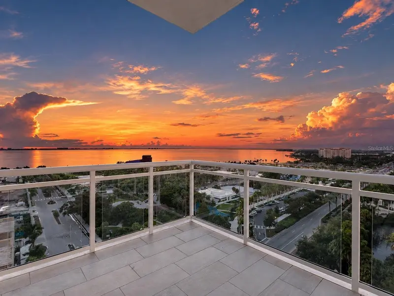 540 N TAMIAMI TRL #1201, Sarasota, FL 34236