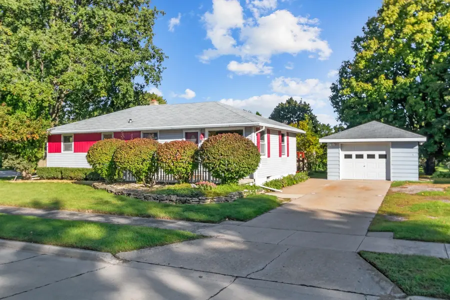 408 W 15TH ST, Kaukauna, WI 54130