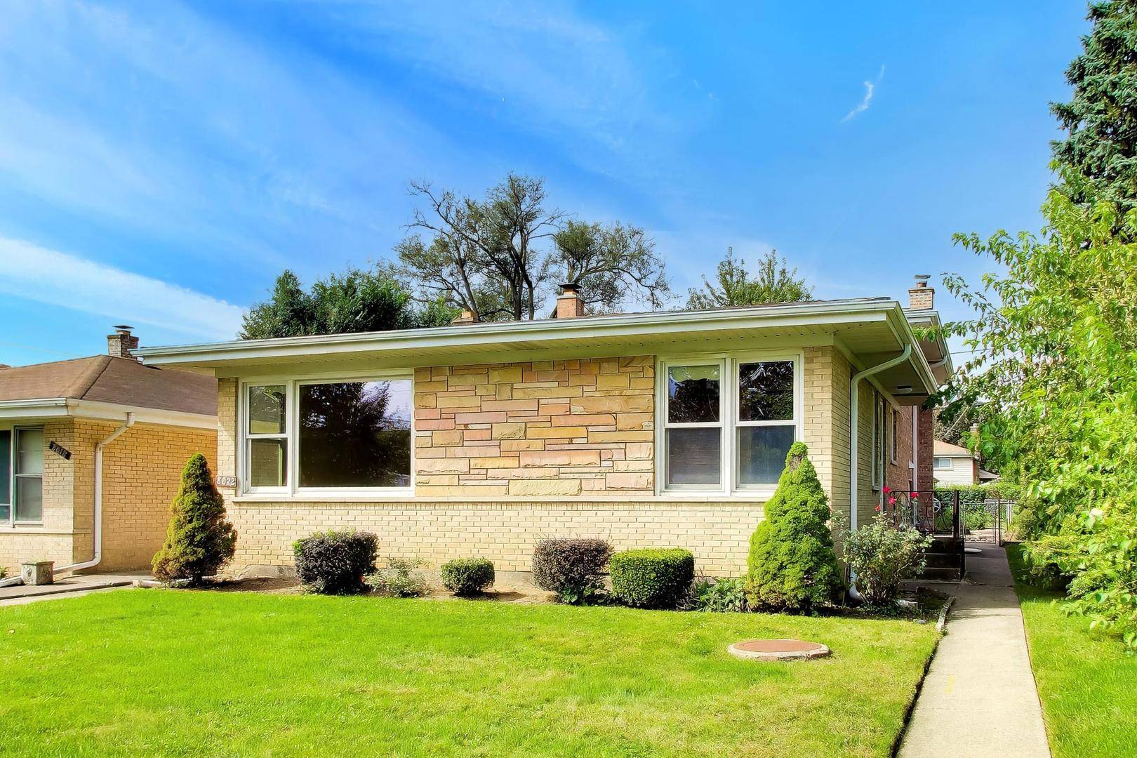 8022 Keeler AVE, Skokie, IL 60076