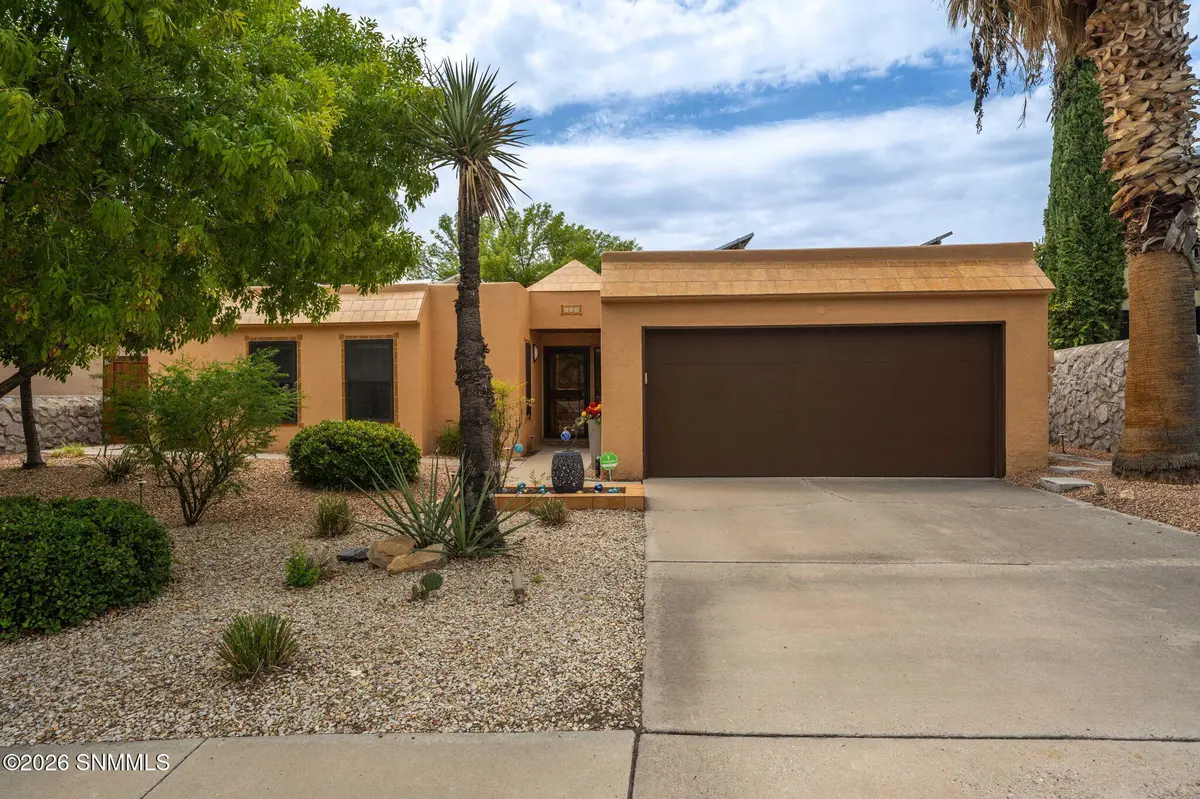 850 Frontier DR, Las Cruces, NM 88011