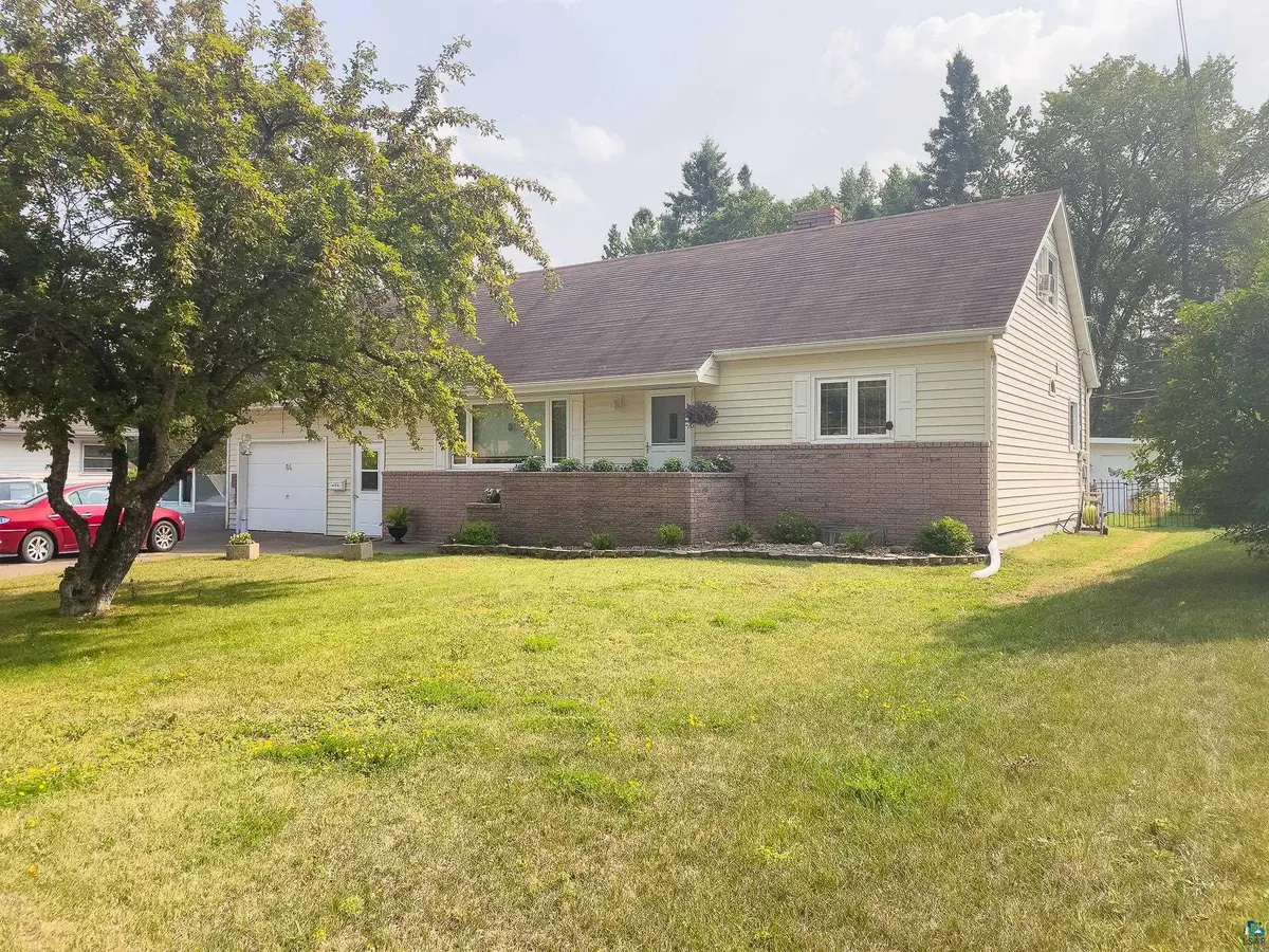 84 Hays Cr, Silver Bay, MN 55614
