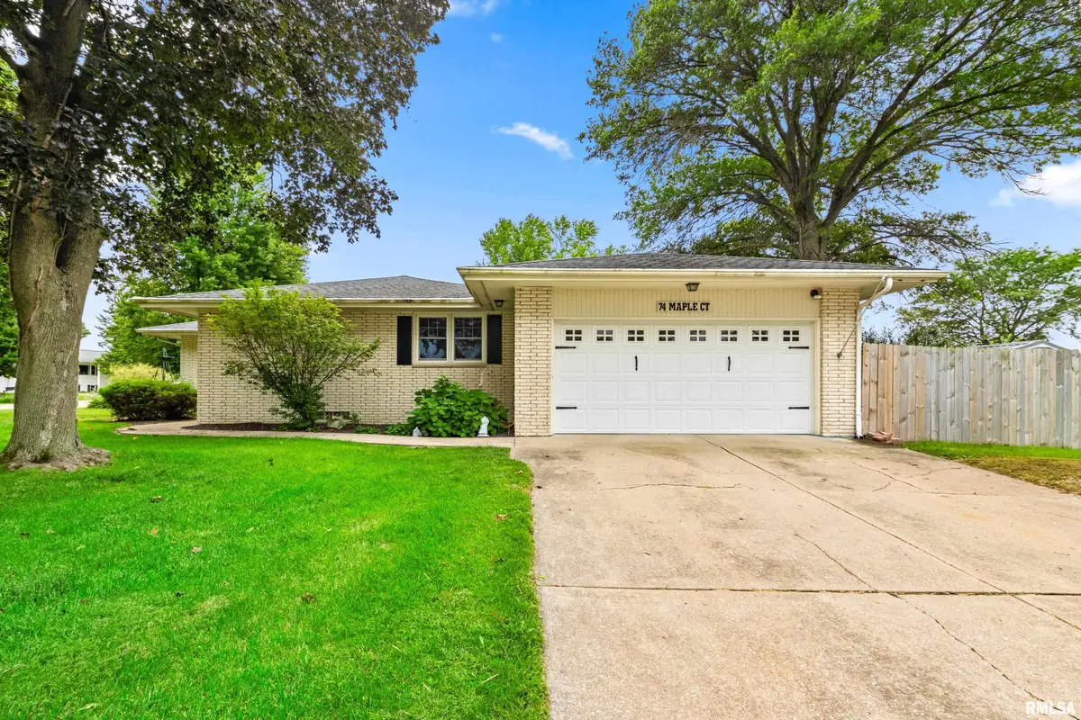 74 MAPLE CT, Galesburg, IL 61401