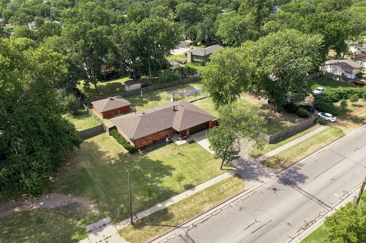 4621 W 13th St, Wichita, KS 67212