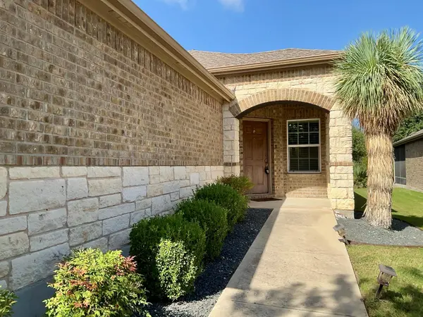 411 Kickapoo Creek LN, Georgetown, TX 78633
