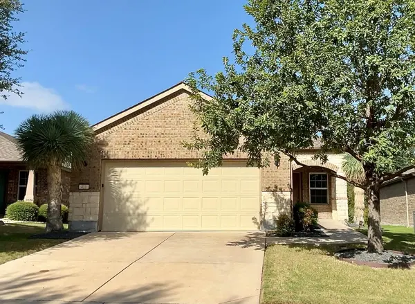 411 Kickapoo Creek LN, Georgetown, TX 78633