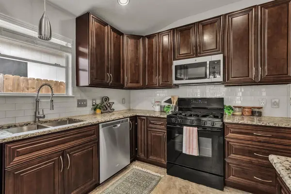 513 Shant ST, Austin, TX 78748