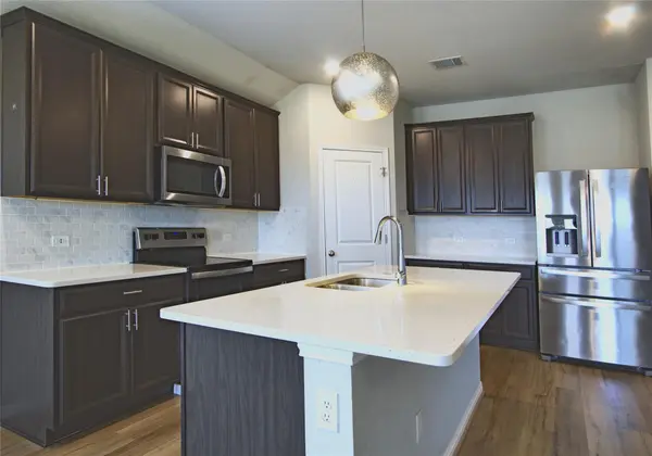206 Santo Spirit RD, Hutto, TX 78634