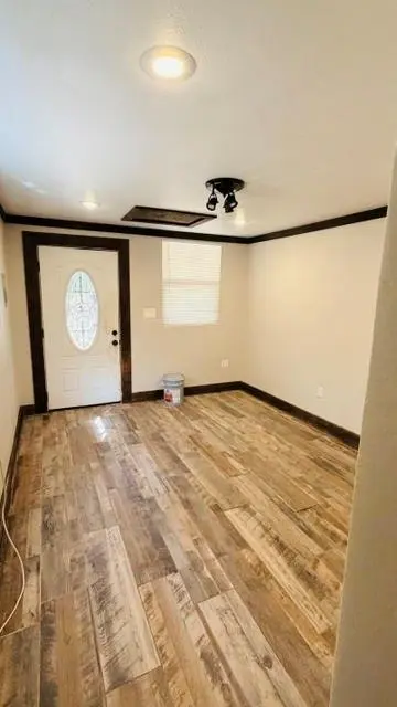125 McDowell RD, Del Valle, TX 78617