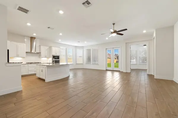 2345 Airport DR, Leander, TX 78641