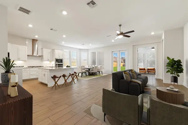 2345 Airport DR, Leander, TX 78641