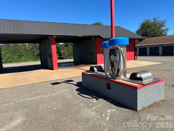 6281 S Nc 9 HWY, Tryon, NC 28782