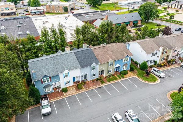 617 College AVE SW, Lenoir, NC 28645