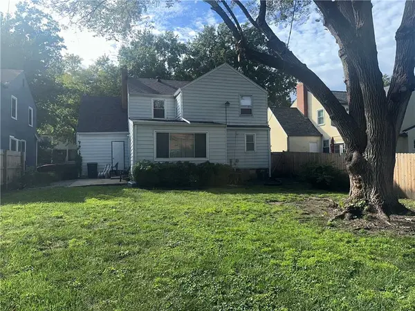 7427 Harrison ST, Kansas City, MO 64131