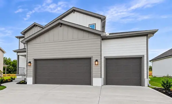 18925 W 193 TER, Spring Hill, KS 66083