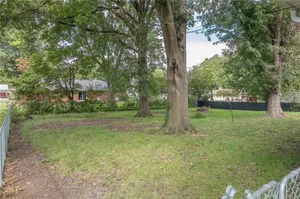 1401 N Howenstien AVE, Cameron, MO 64429