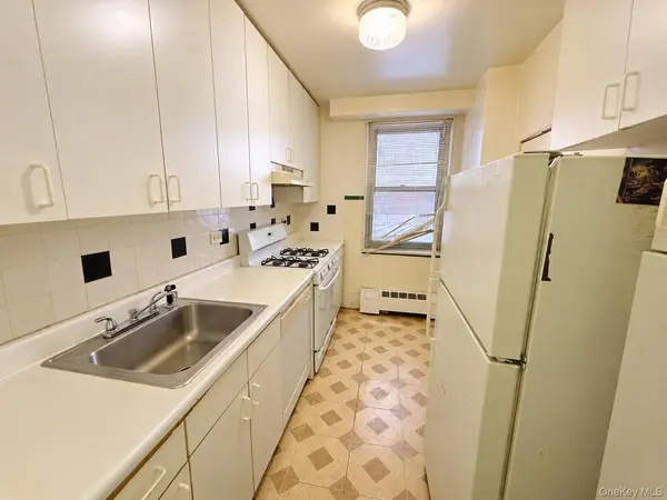 61-15 97th ST #1A, Rego Park, NY 11374