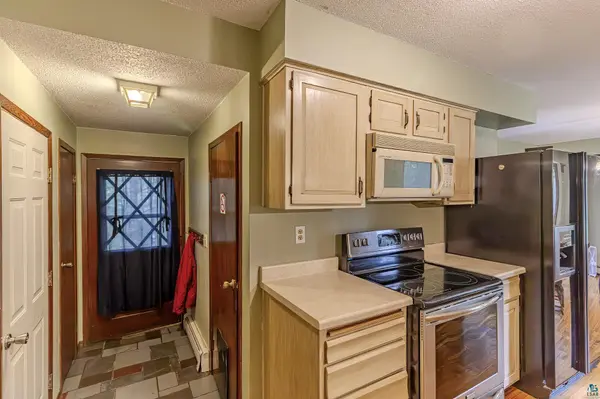 1298 Heather St, Ely, MN 55731