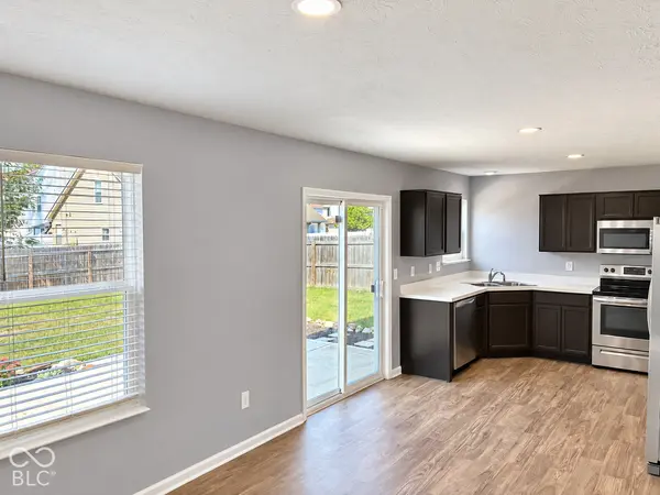 1137 N Aberdeen DR, Franklin, IN 46131