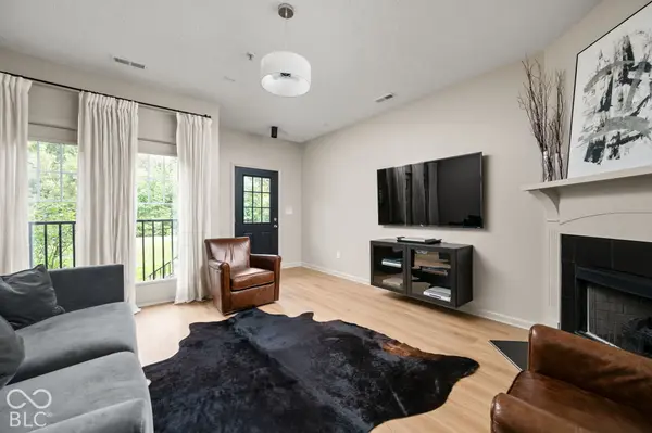 1116 Reserve WAY, Indianapolis, IN 46220