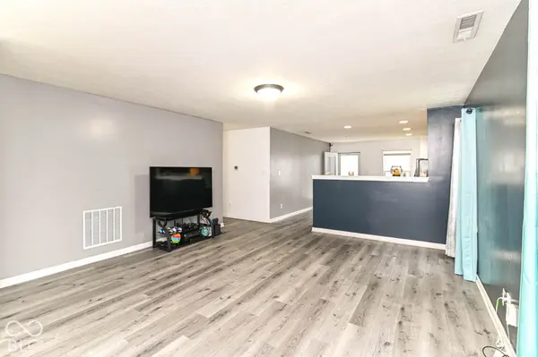 1003 Belvedere DR, Shelbyville, IN 46176