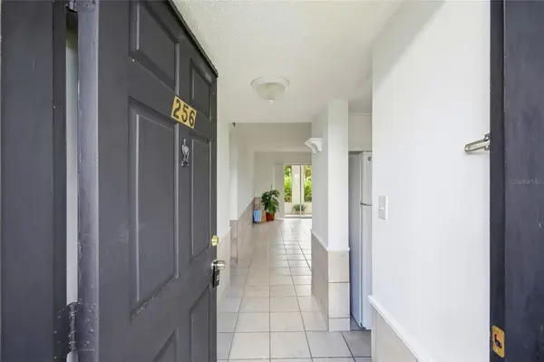 4506 3RD STREET CIR W #256, Bradenton, FL 34207