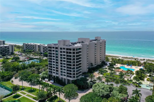 1211 GULF OF MEXICO DR #302, Longboat Key, FL 34228