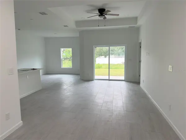 3046 JEANNIN DR, North Port, FL 34288