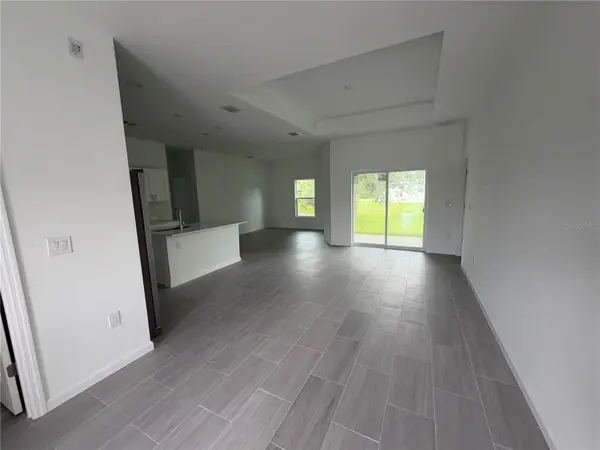 3046 JEANNIN DR, North Port, FL 34288