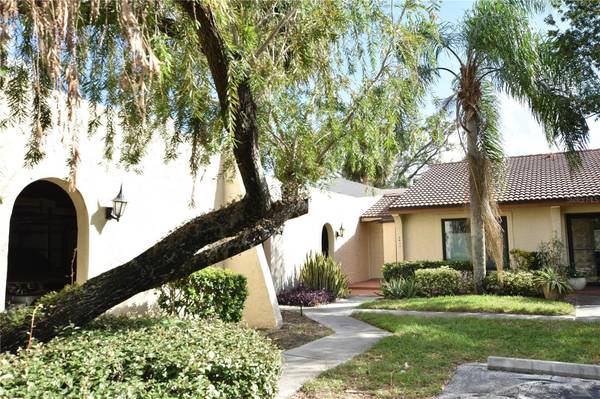 3611 LONGMEADOW ST, Sarasota, FL 34235
