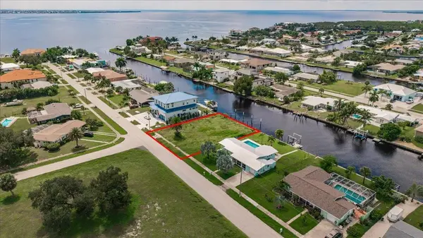 182 SEVERIN RD SE, Port Charlotte, FL 33952