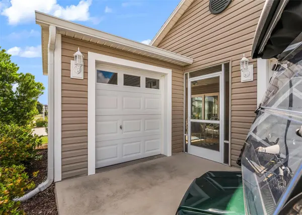 560 KIMBERLY ST, The Villages, FL 32163