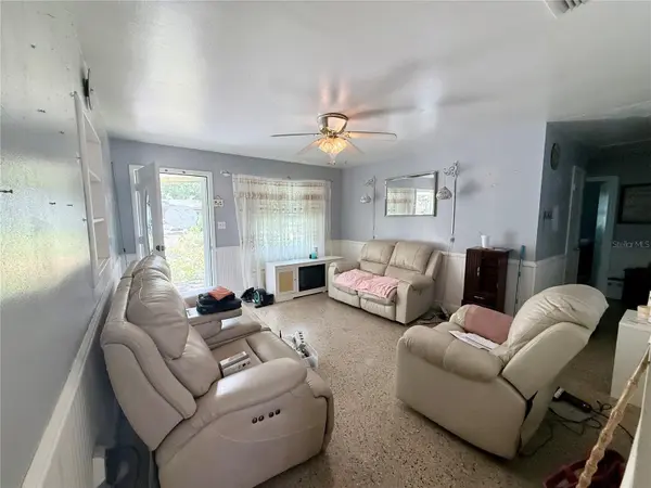 1927 NW 32ND PL, Gainesville, FL 32605