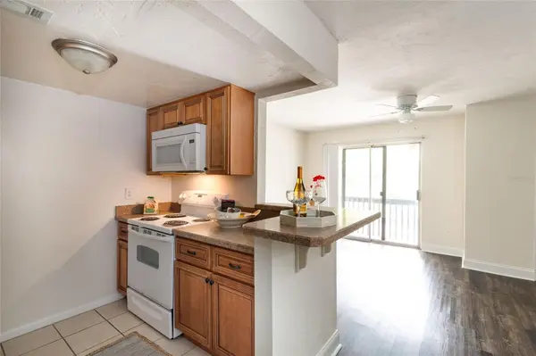 3555 SW 20TH AVE #6, Gainesville, FL 32607