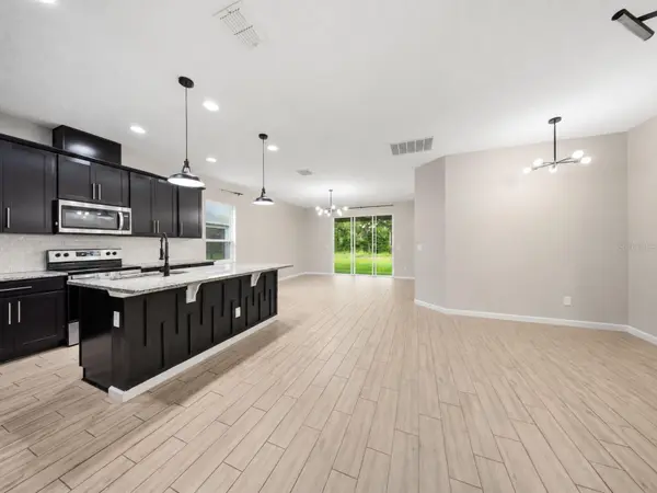 1034 CHELAN FALLS DR, Deland, FL 32724
