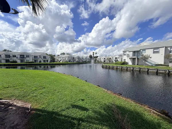 2516 WOODGATE BLVD #107, Orlando, FL 32822