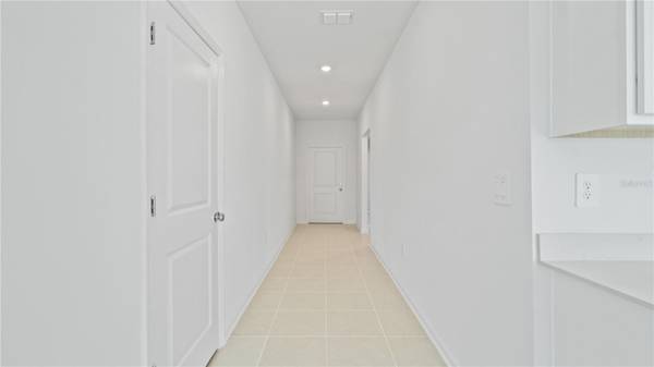 1943 PINE MEADOWS GOLFCOURSE RD, Eustis, FL 32726