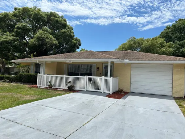 7259 MAGNOLIA VALLEY DR, New Port Richey, FL 34653
