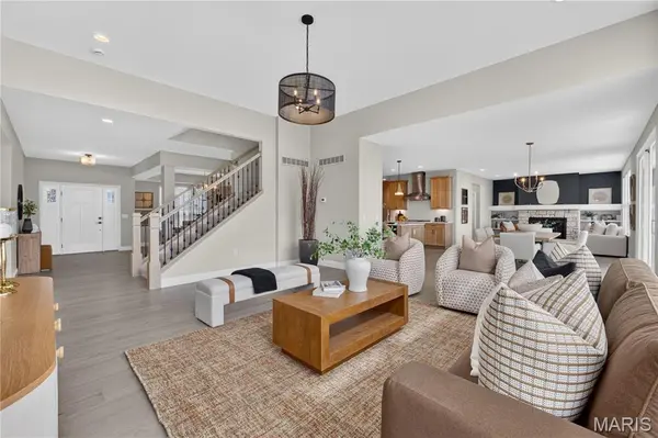 26 Valor Way, O'fallon, MO 63385