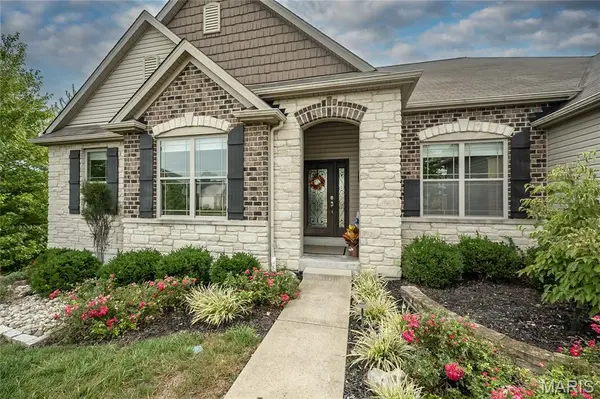 101 Castlewood Estates DR, O'fallon, MO 63368