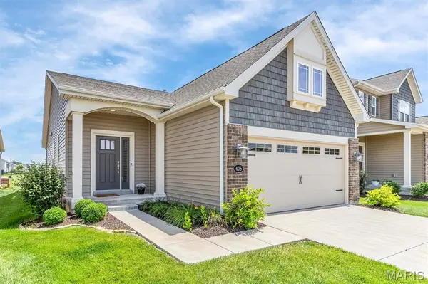 405 Copperfield CT, St Charles, MO 63301