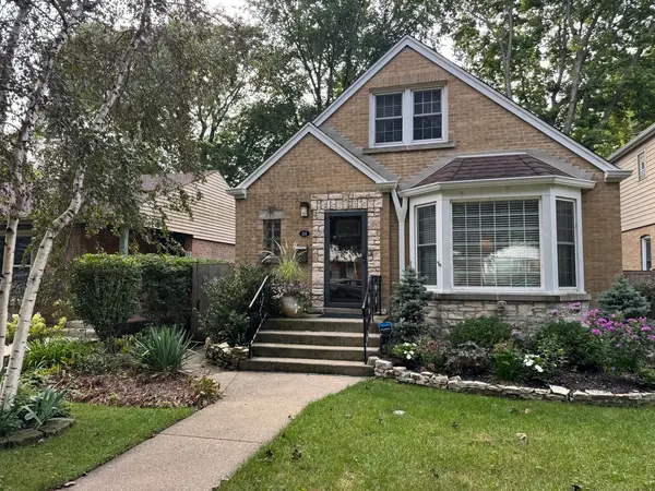 216 Richmond ST, Evanston, IL 60202