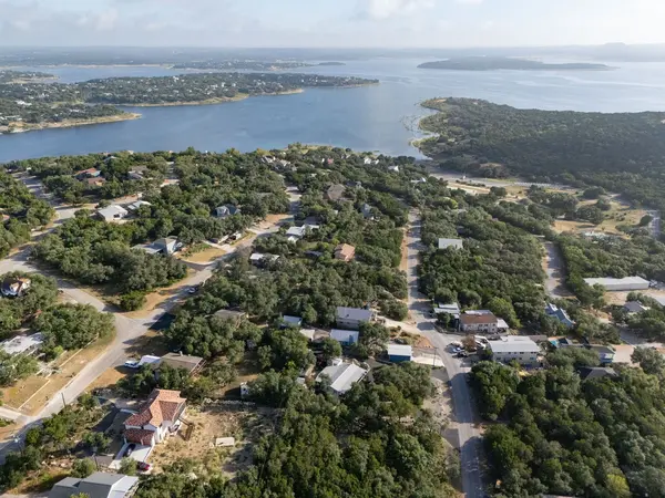 1558 Trailridge DR, Canyon Lake, TX 78133